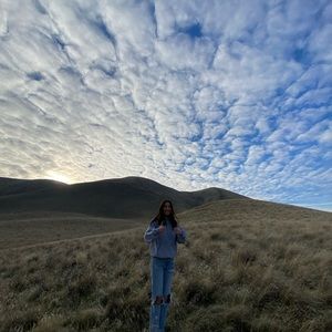 Meet your Posher, Christie